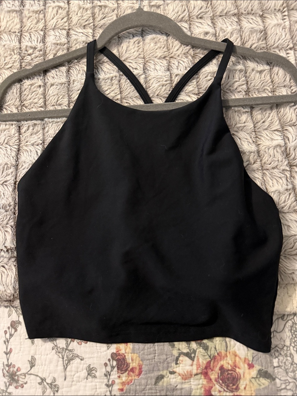 Old Navy Active Black Cross-Back Cropped Tank